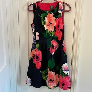 Navy Floral Vince Camuto Size 8 Dress